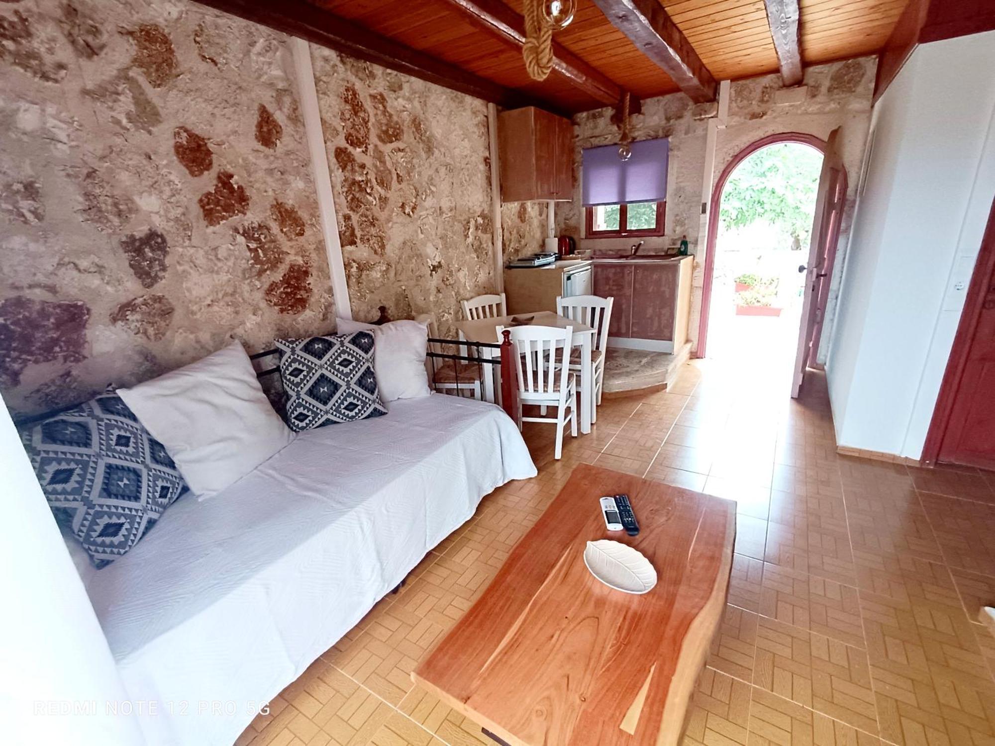 Spasmata Village Stone Maisonette 米尼亚 外观 照片