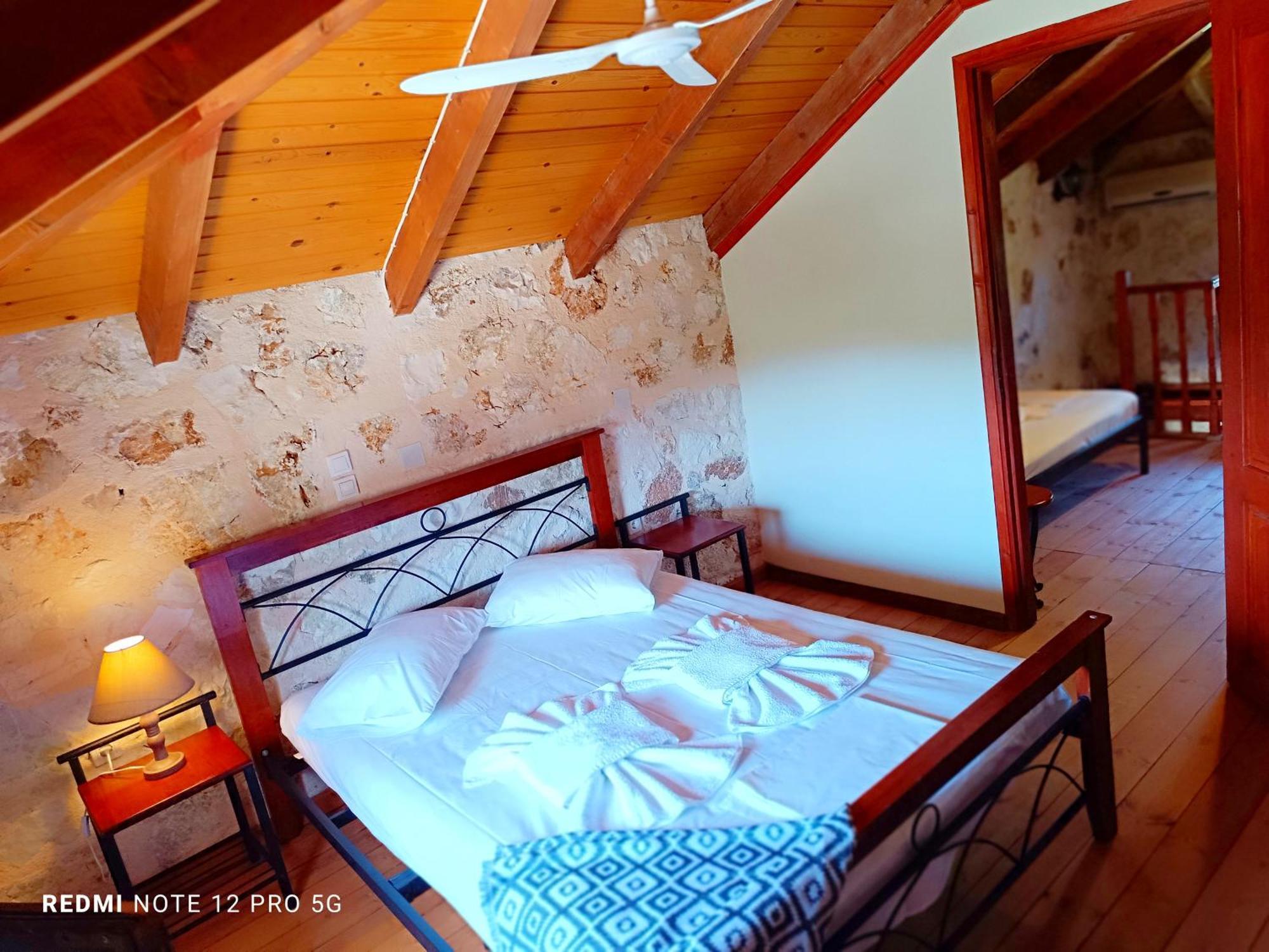 Spasmata Village Stone Maisonette 米尼亚 外观 照片